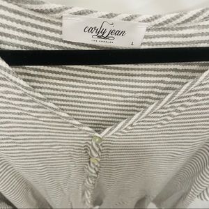 COPY - Carly Jean Slouch shirt size L grey and white stripes